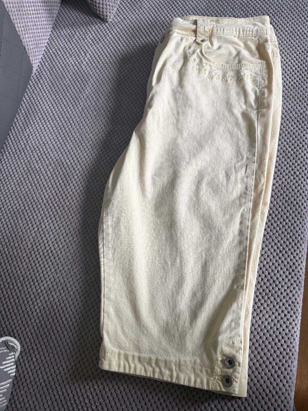 Capris
